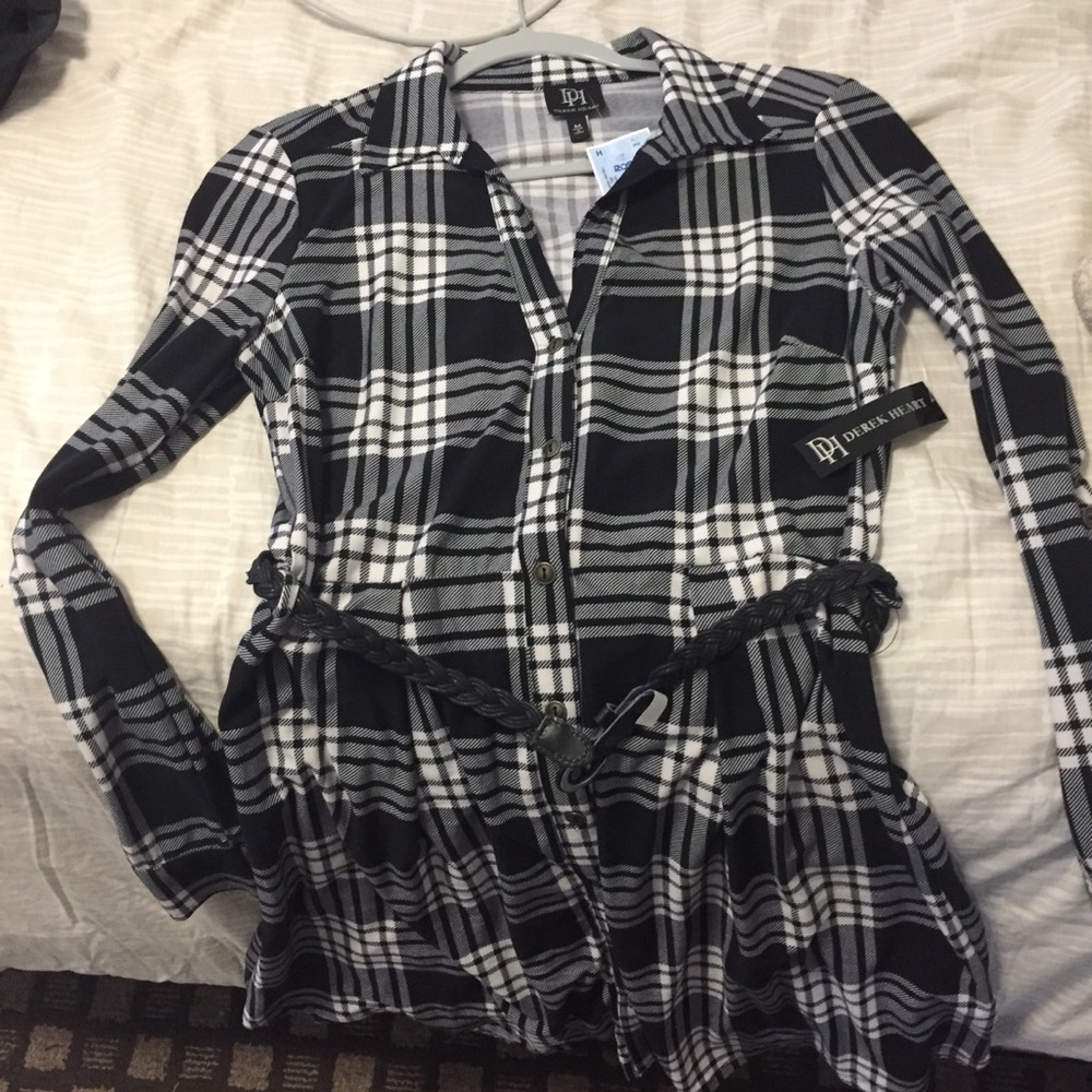 Plaid button-up Dress with belt